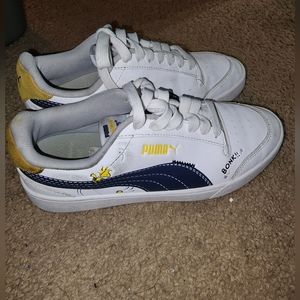 PUMA Kids 6 Women 7.5 Snoopy White Shoes